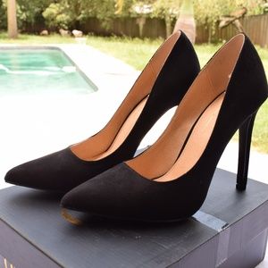 Olivia Jaymes Black Suede Heels